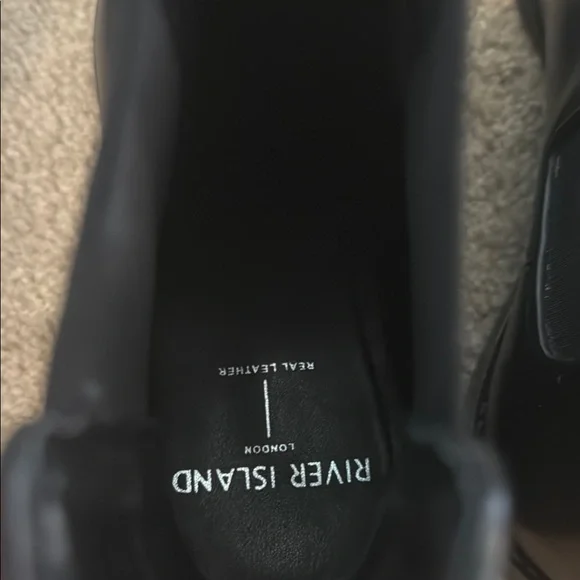 River Island Black Leather Chelsea Cooper Boots - Picture 4 of 7
